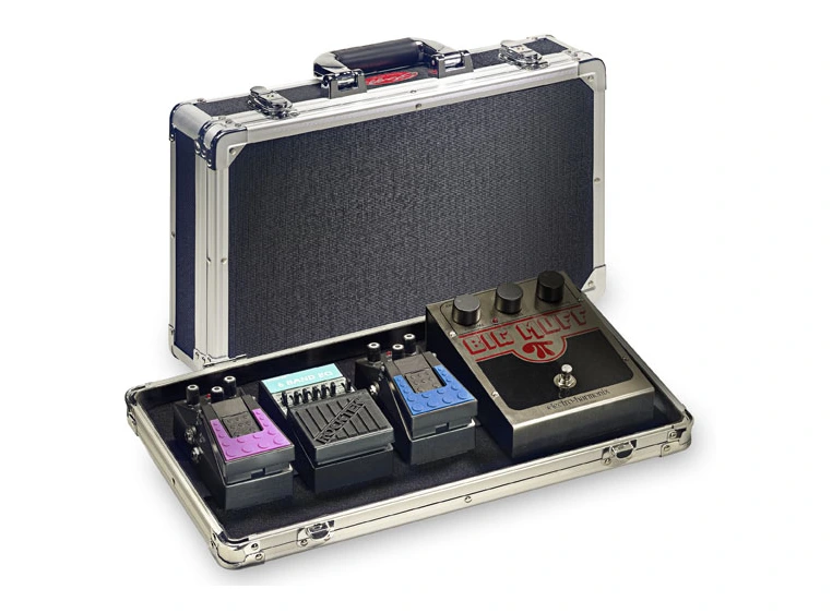 Stagg UPC-424 Pedalbrett i ABS plast 424 x 226 x 72 